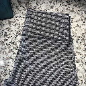 Lululemon EUC Herringbone Wunder Under sz 10 Crop
